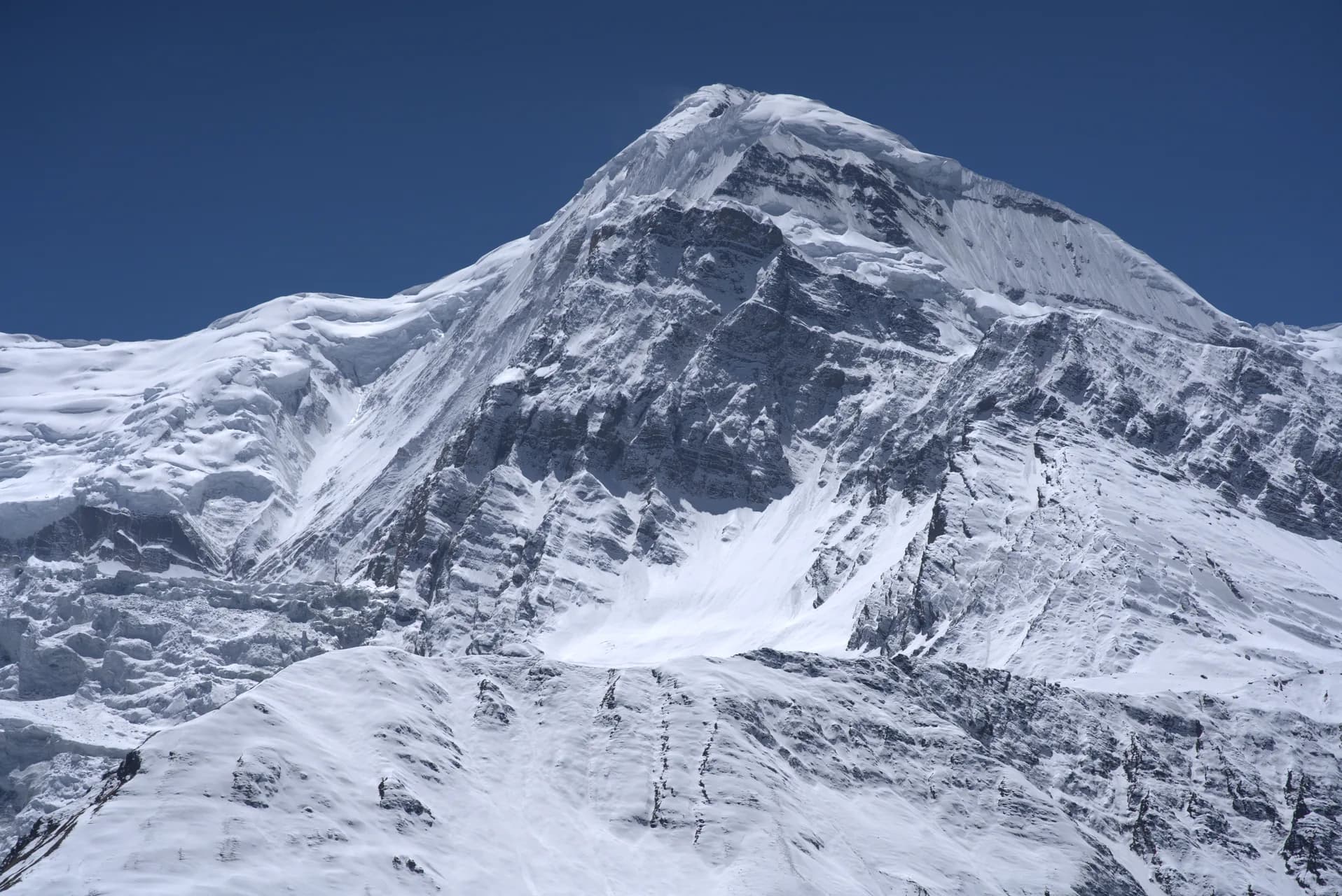 Кольцо Аннапурны. День 9: Як Кхарка — Торонг Педи — High Camp (4 925 м). Подготовка к штурму перевала, кислород 53% и мороз